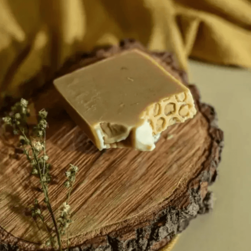 Jabón Sanem de Miel - Producto de belleza disponible en Matanzas