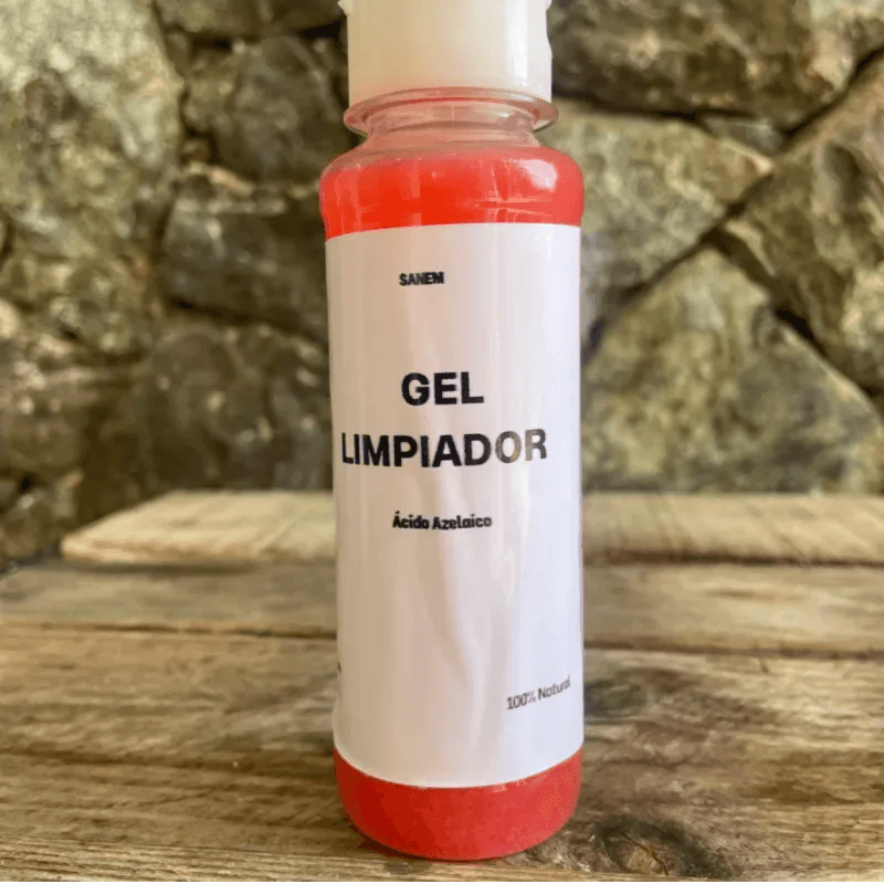 Gel Limpiador de Ácido Azelaico - Producto de belleza disponible en Matanzas