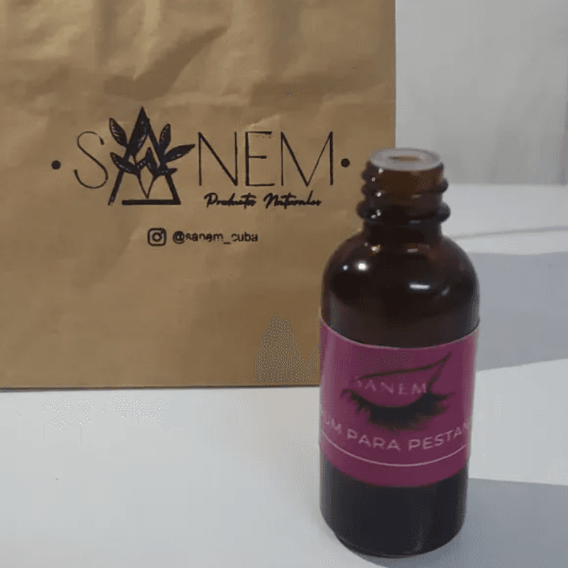 Sérum Fortalecedor de Pestañas - Producto de belleza disponible en Matanzas