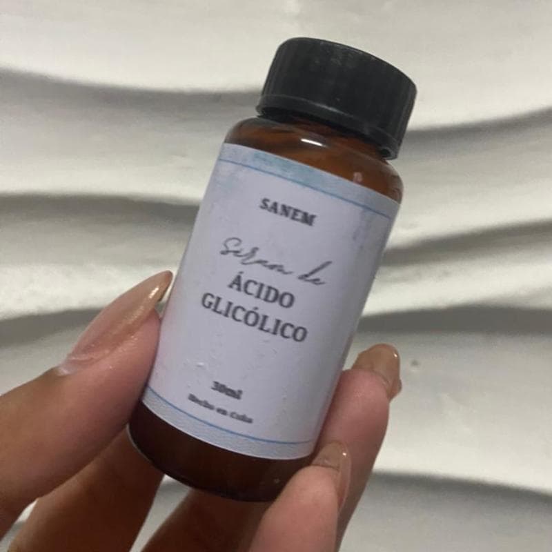 Sérum de Ácido Glicólico - Producto de belleza disponible en Matanzas